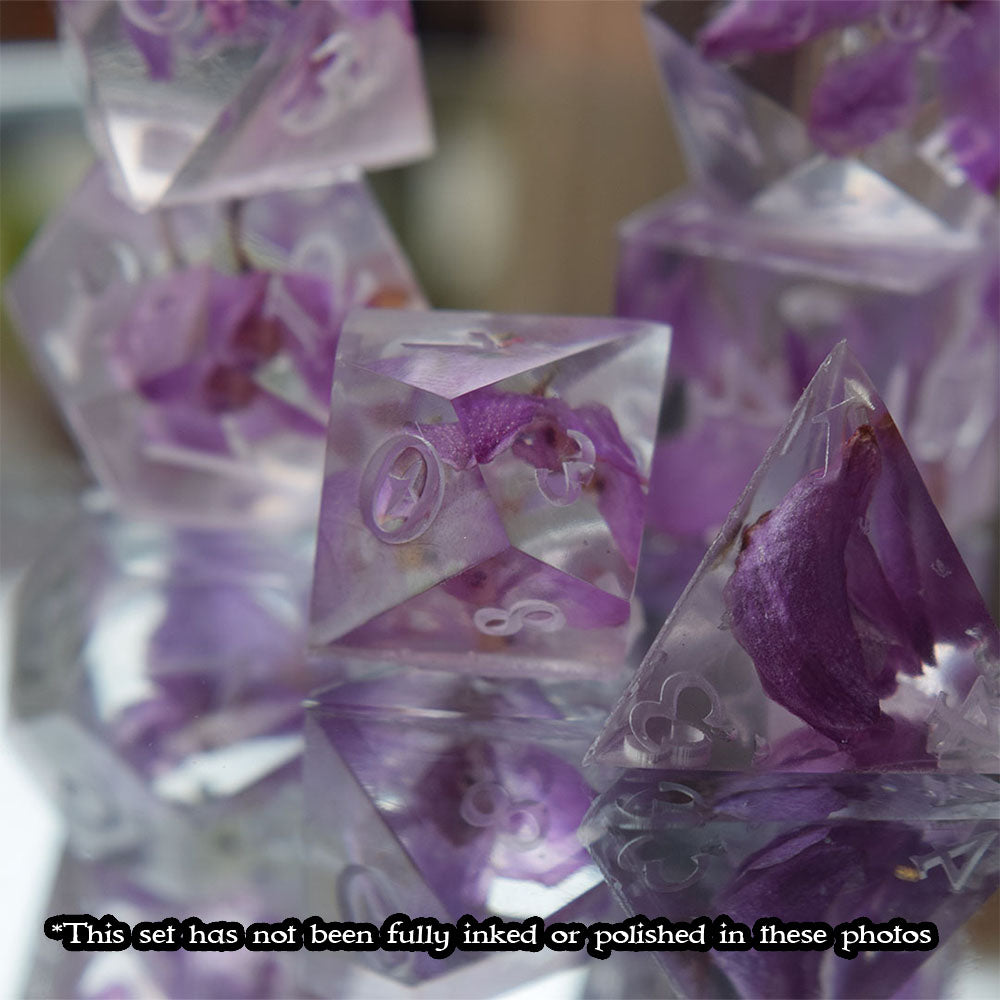 Cattleya Sharp-Edge Dice Set