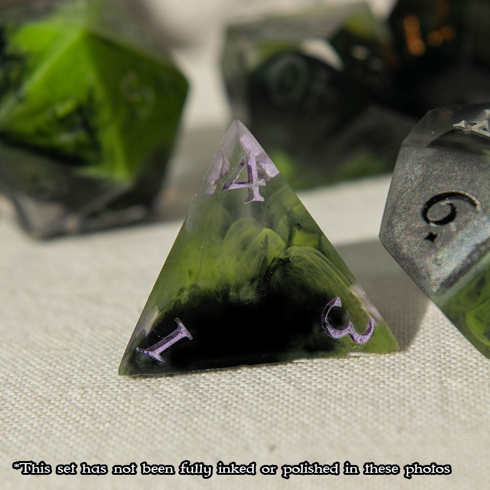 Gravecaller's Concoction Sharp-Edge Dice Set