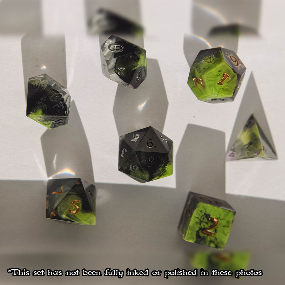 Gravecaller's Concoction Sharp-Edge Dice Set