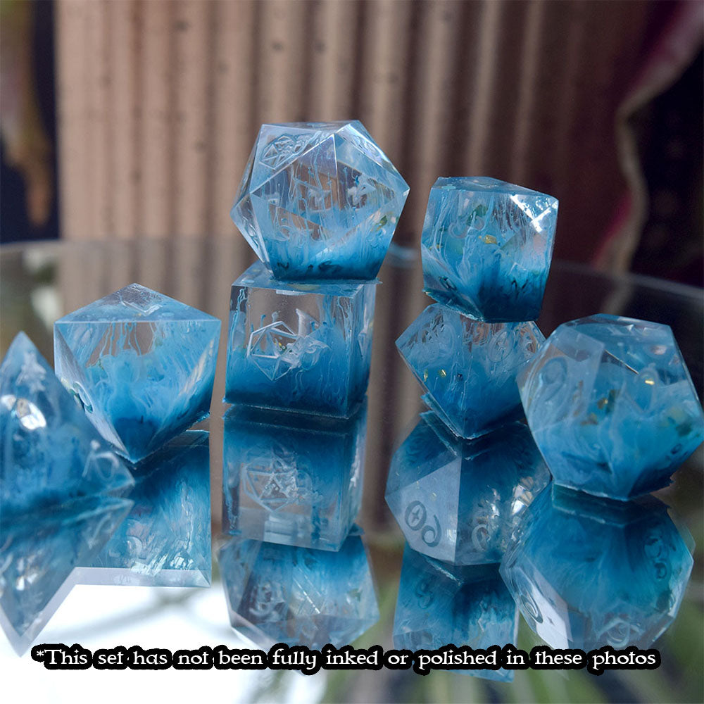 Winter's Farewell Sharp-Edge Dice Set